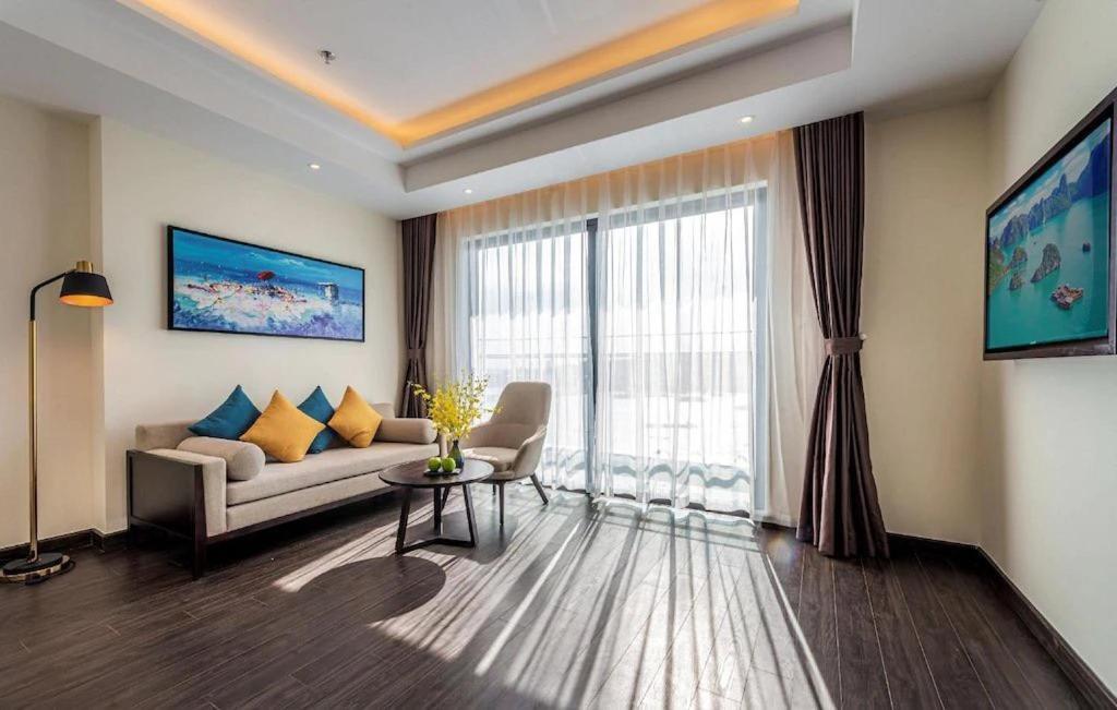 The 1108 Sapphire Ha Long Apartment Exterior photo